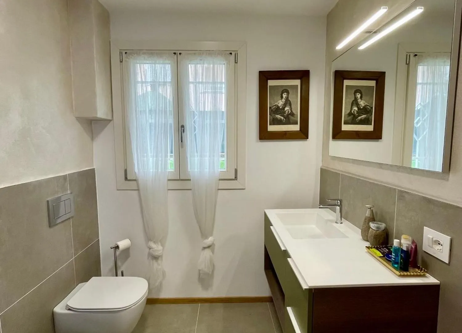 Alojamento de Acomodação e Pequeno-almoço B&B Villa Tersius Trezzano sul Naviglio Itália