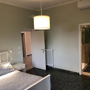 https://il-delfino.hotelitalianriviera.com